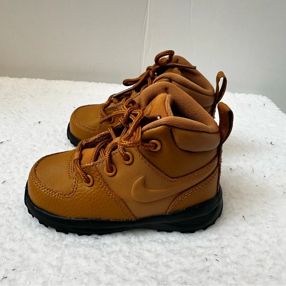 Baby Nike Brown Boots